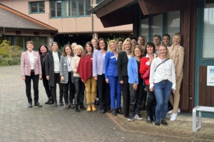 Mehr über den Artikel erfahren Netzwerktreffen der Main Business Women IHK