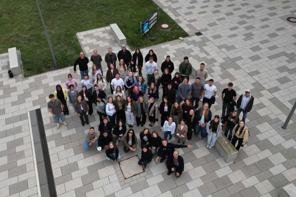 Gruppenbild Erstis auf Campus Aschaffenburg
